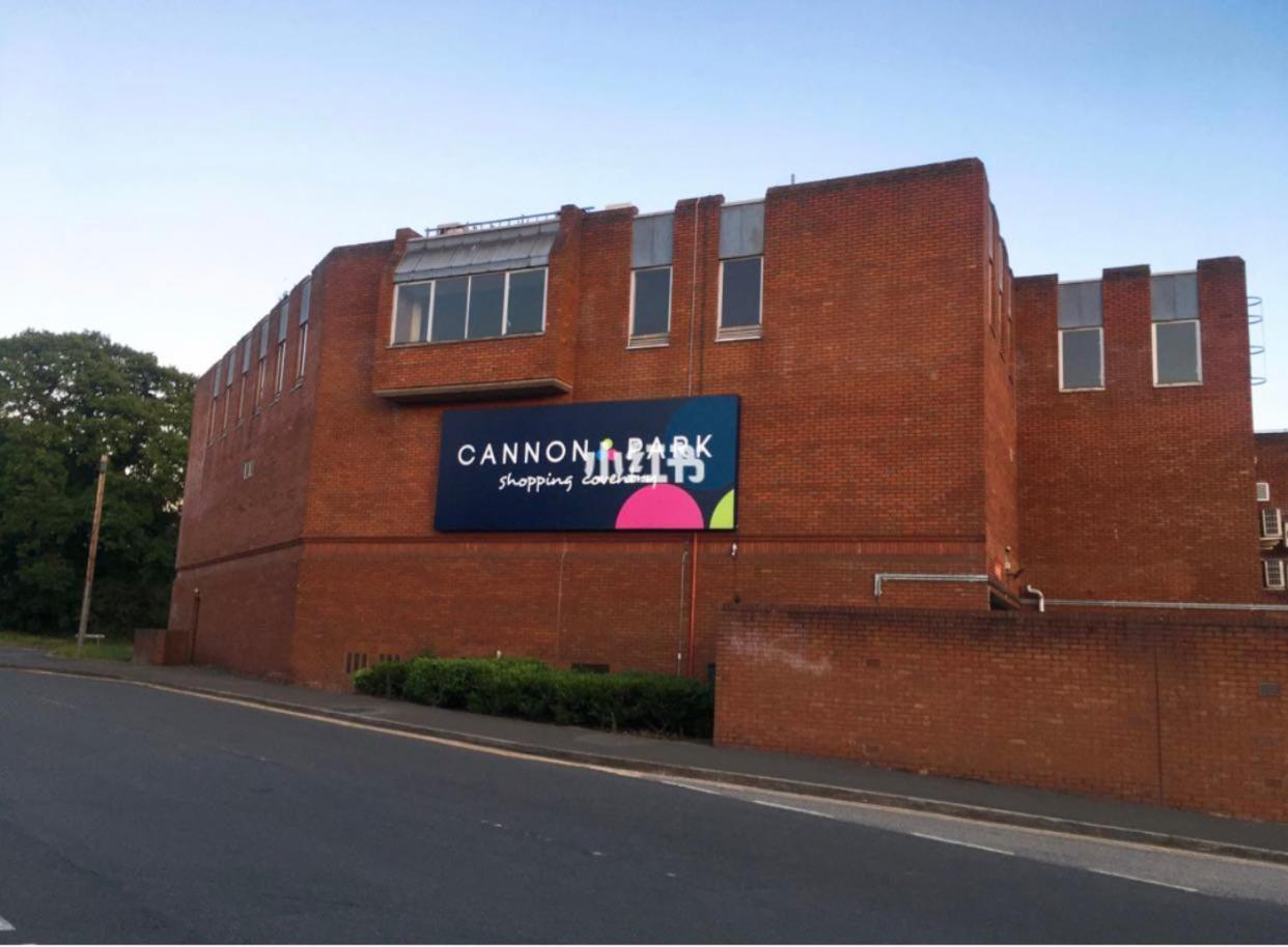 Guest house Single Close To Uni & Supermarket & Free Parking *